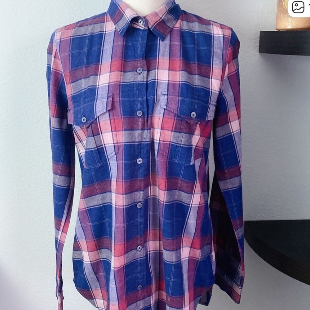 UNTUCKit Blue and Red Checkered Button Down Top